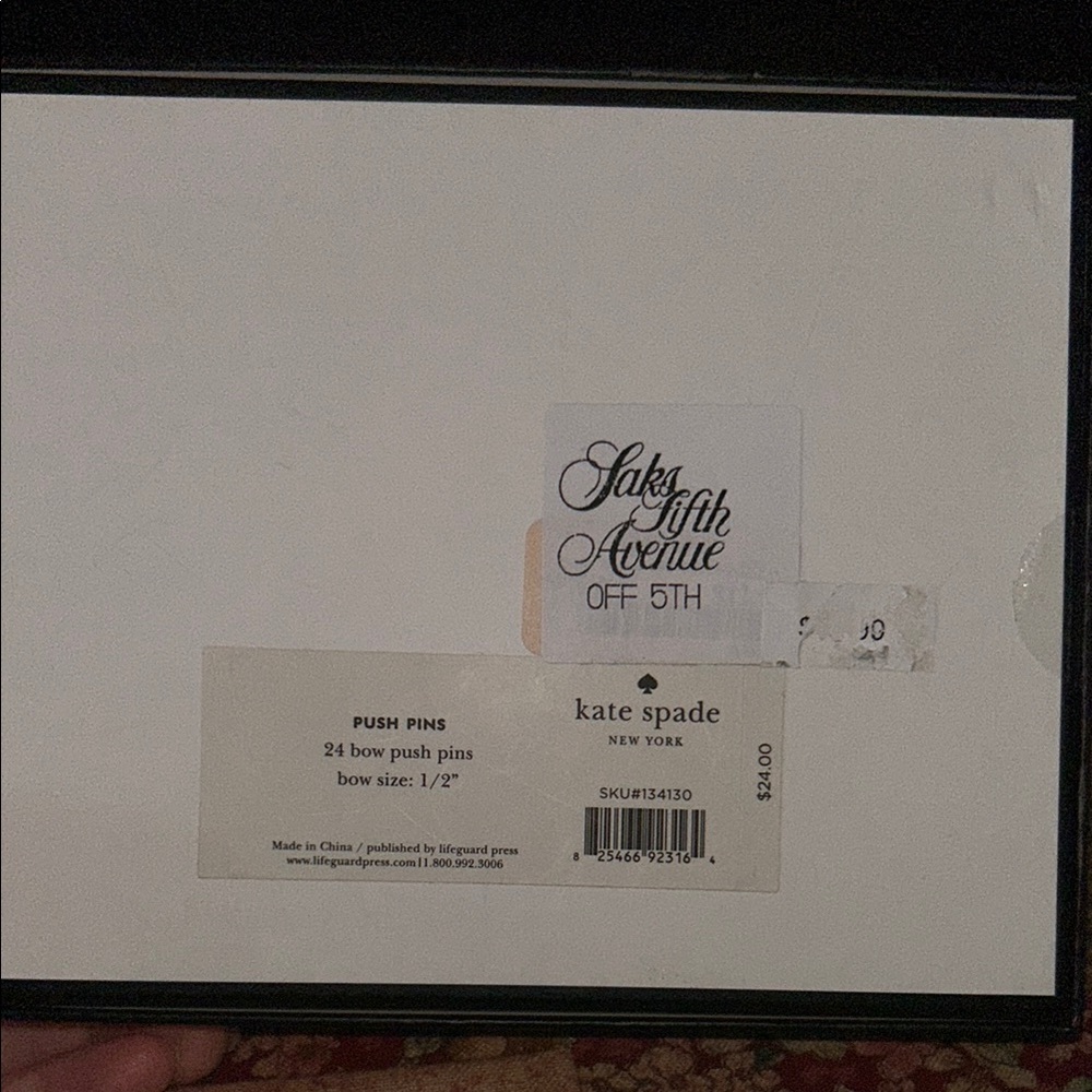 Kate Spade Gold Bow Push pins - Picture 5 of 5